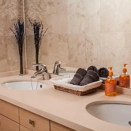 Wallada Centro Apartman *